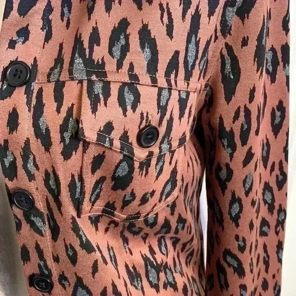 BNWT Yest Women’s Animal print Jacket/Shacket size 4 - Picture 5 of 6